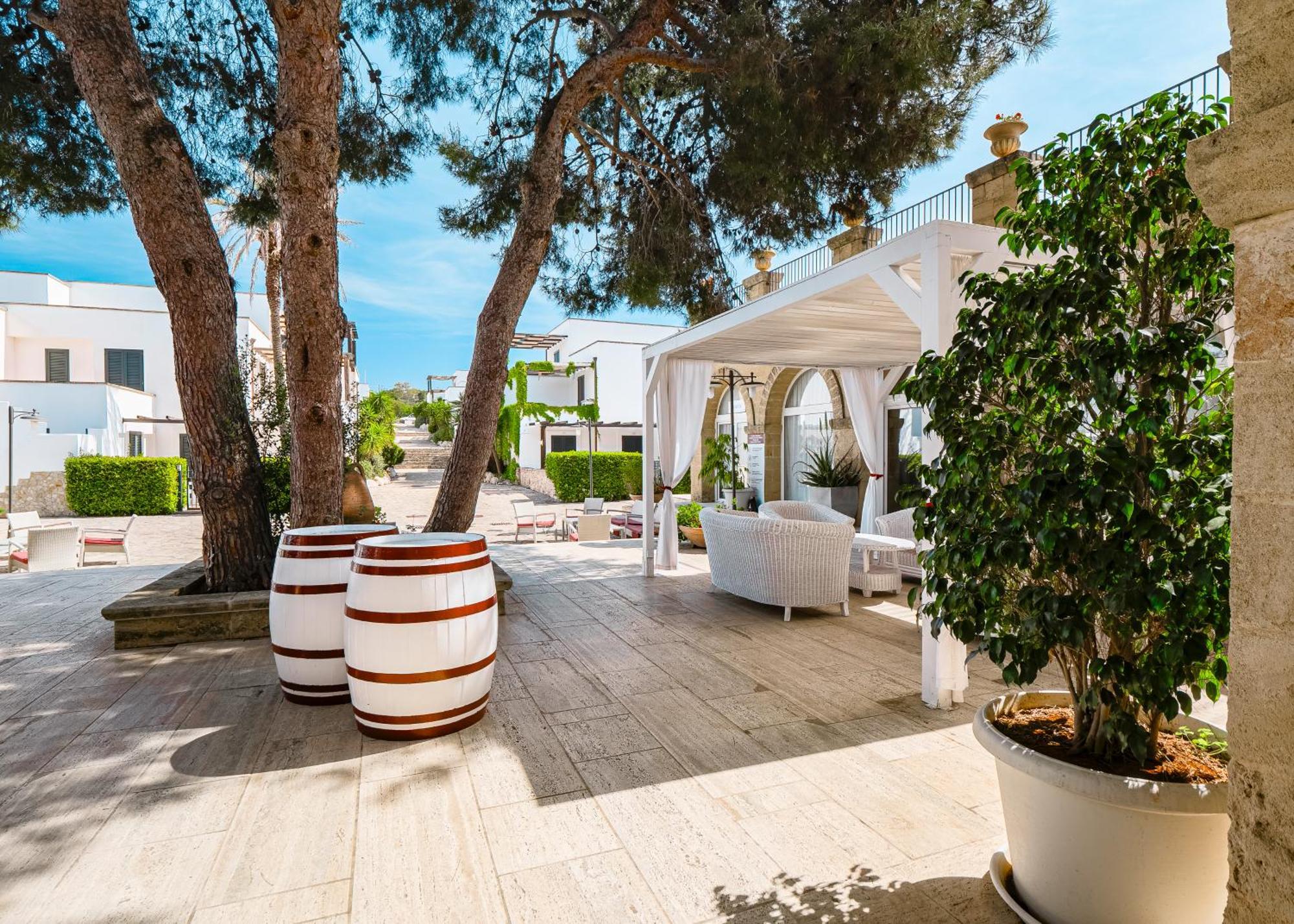 Hotel Leuca Relais - Seaside Retreat Santa Maria di Leuca Exterior foto